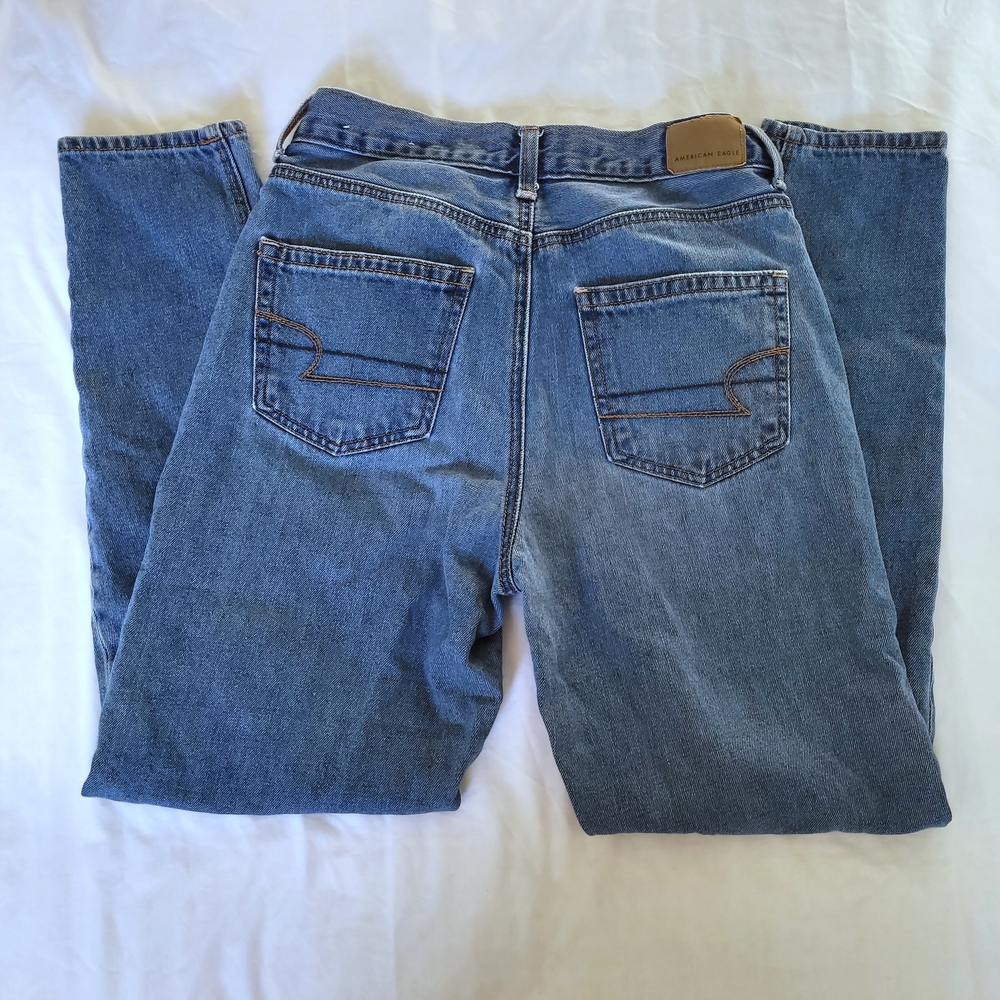 American Eagle Size 2 Blue Denim Mom Jeans - Picture 3 of 6